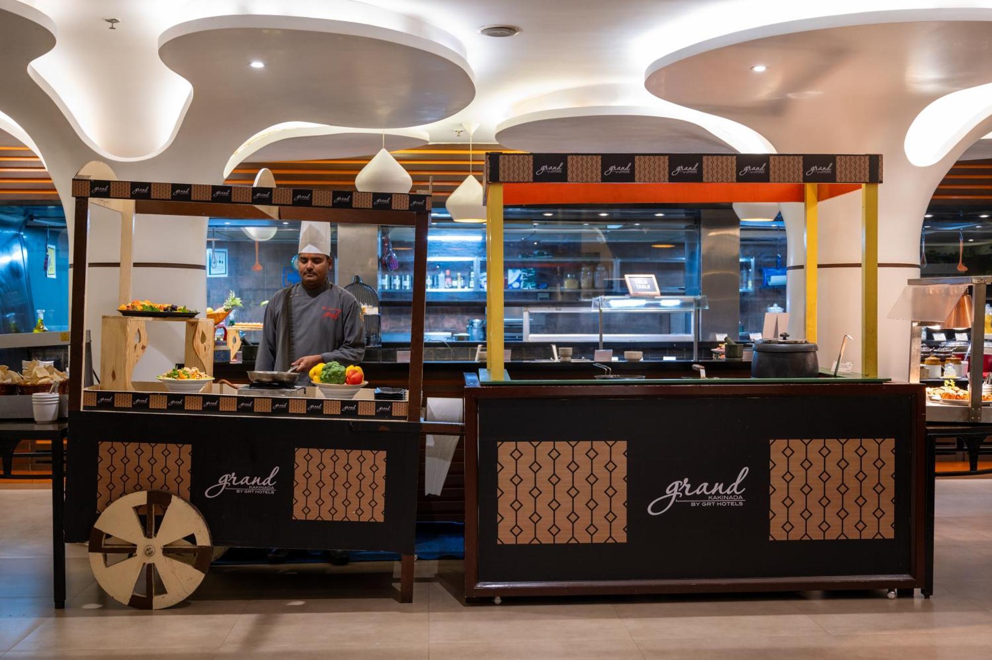 Grand Kakinada By Grt Hotels Esterno foto